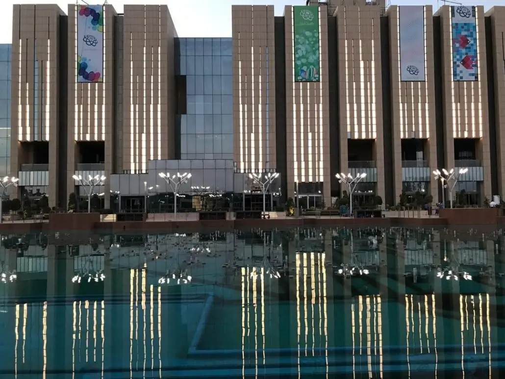 ایجاد بیمارستان موقت با ۳۰۰۰ تخت خواب در ایران مال