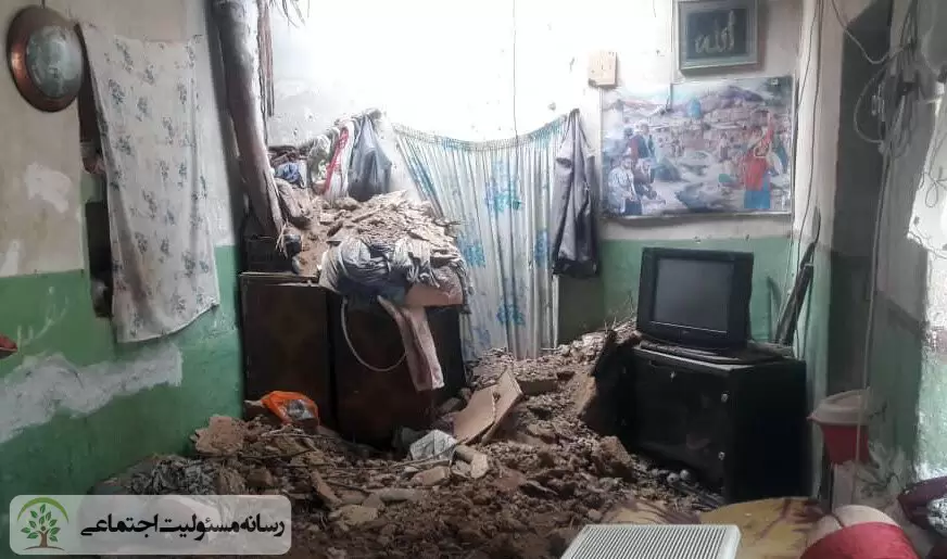 زلزله زدگان بوشهر امکانات لازم را دریافت میکنند