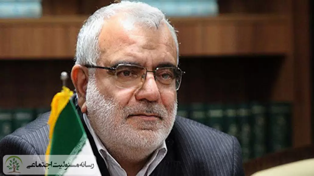 توزیع غذای گرم میان خانواده های نیازمند در قالب طرح اطعام حسینی