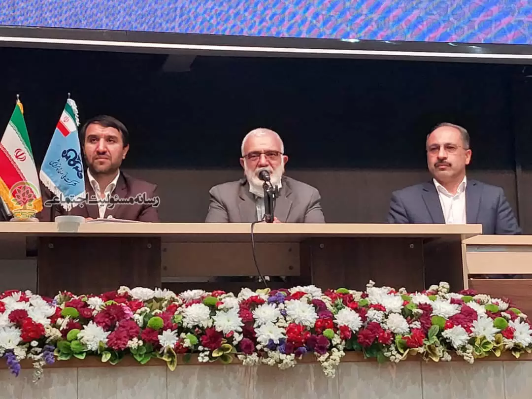امضای تفاهمنامه بین صنعت پتروشیمی و کمیته امداد