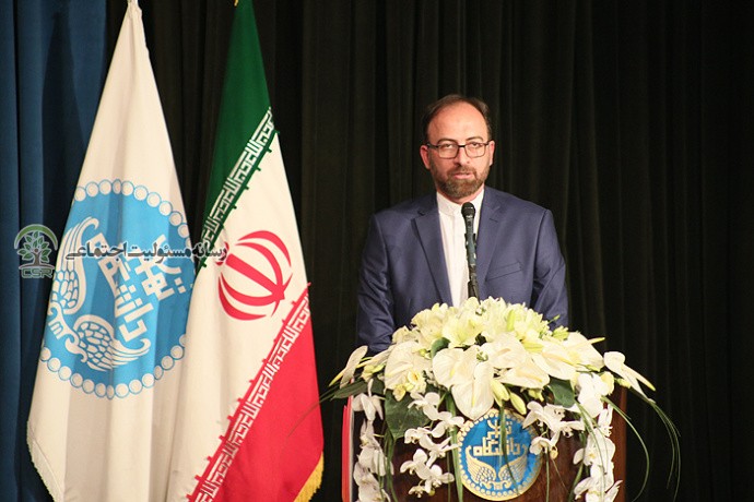 رشد نهال نوپای نهادهای مدنی مستلزم حمایت های حاکمیت است حاکمیت باید کمک کند که نهال نوپای نهادهای مدنی رشد کنند