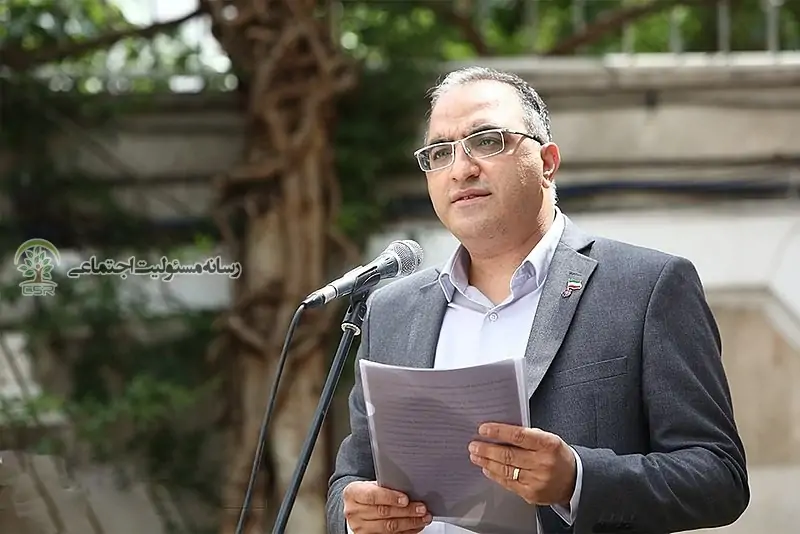 بانک‌ها می بایست در نوسازی و احداث مراکز درمانی و آموزشی فعالیت کنند