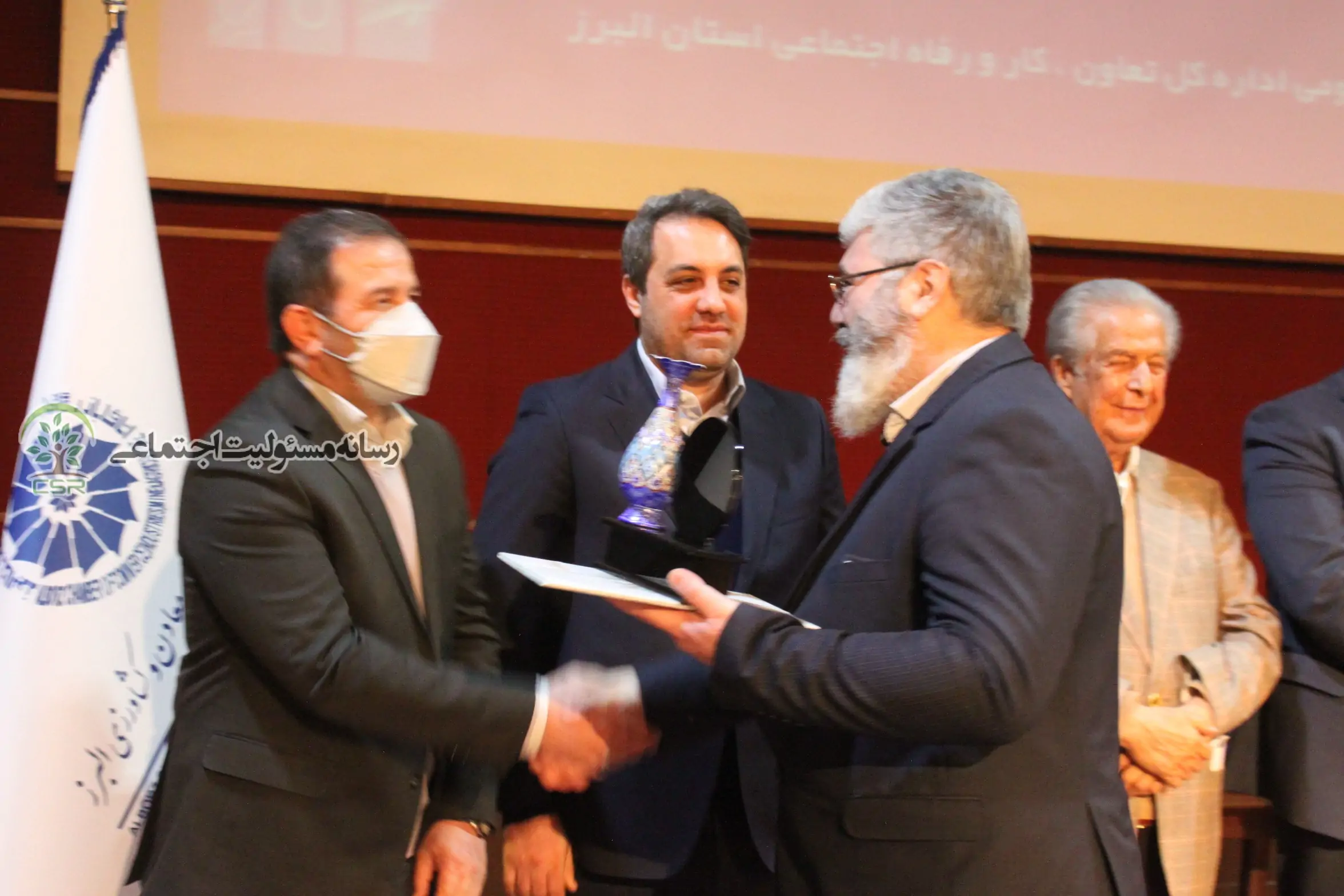 برگزاری جشنواره تقدیر از واحدهای اقتصادی فعال در حوزه مسئولیت اجتماعی
