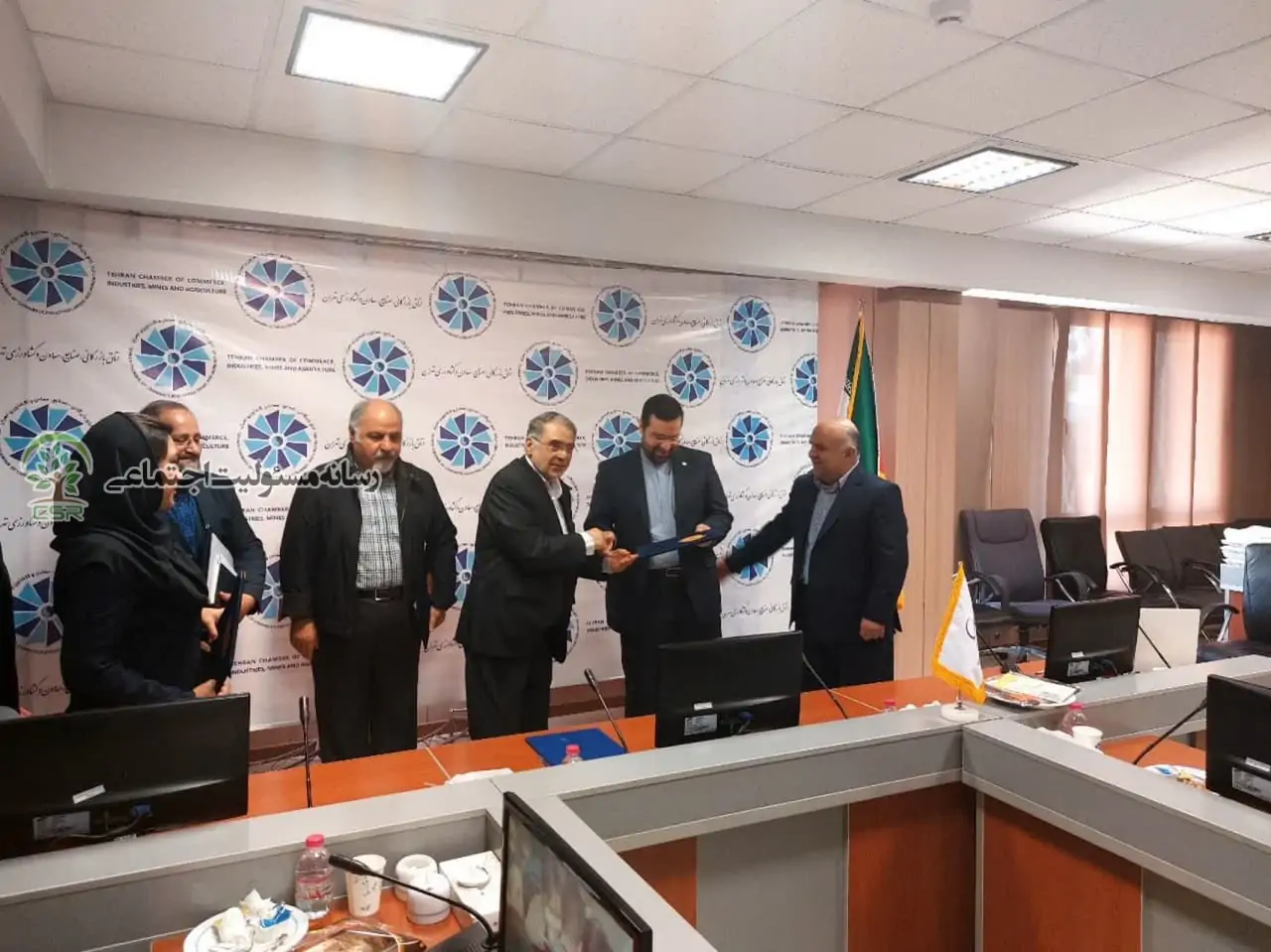 تقدیر در نشست اتاق