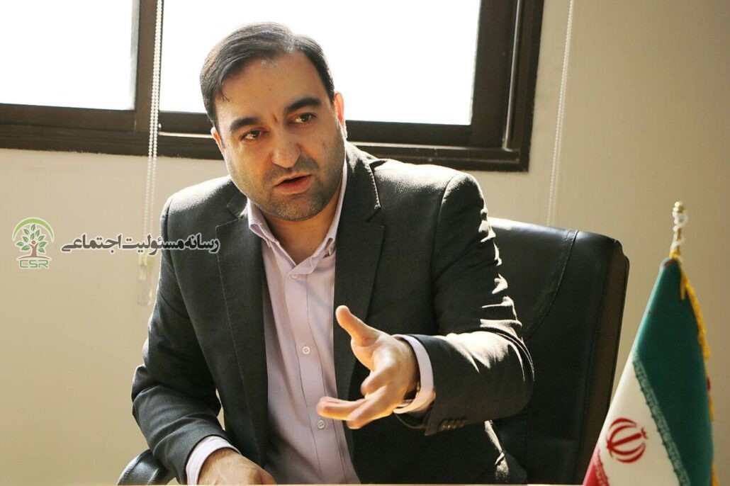 نشان مسئولیت اجتماعی دانشگاهیان طراحی میشود