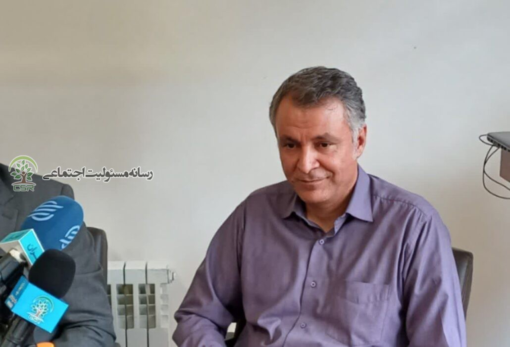 دکتر محمد فاضلی در گفت وگو با«رسانه مسئولیت اجتماعی»:مسئولیت اجتماعی به ابزاری برای فشار نمایندگان مجلس به بخش خصوصی تبدیل شده است / تصویب قانون در زمینه مسئولیت اجتماعی به معنای ادای مسئولیت درآوردن است