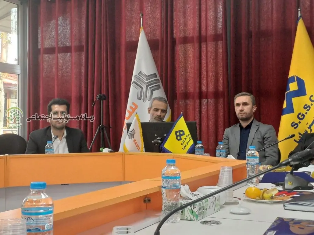 گردهمایی مدیران روابط عمومی کارخانجات و شرکتهای منطقه ۲۱ تهران برگزار شد گردهمایی مدیران روابط عمومی کارخانجات و شرکتهای منطقه ۲۱ تهران برگزار شد