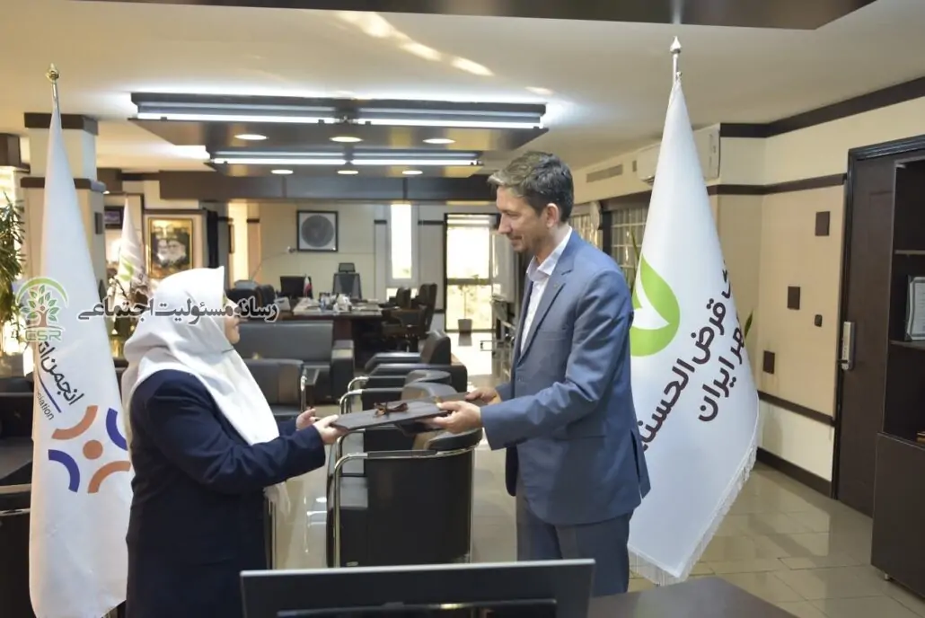 کمک بانک قرض‌الحسنه مهر ایران به بیماران اتیسم