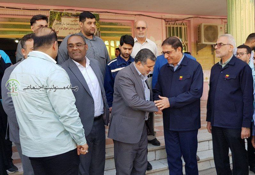 از سوی شرکت فولاد خوزستان صورت گرفت:اهدای بسته های کامل آموزشی به مناطق کم برخوردار شهرستان کارون مسئولیت اجتماعی فولاد خوزستان