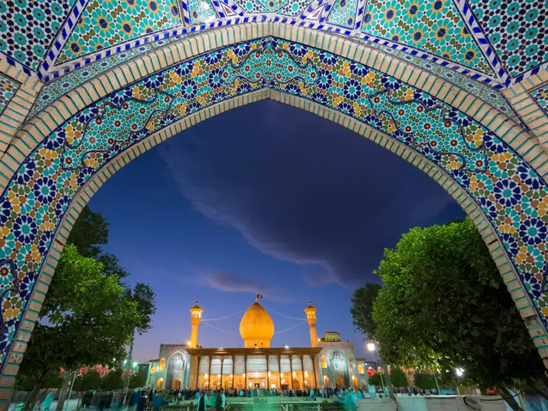 شاهچراغ (ع) به پویش دودرجه کمتر پیوست