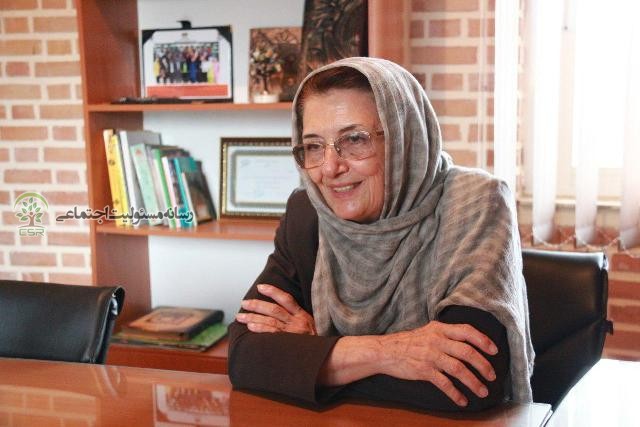 فریده بستان بان رئیس هئیت مدیره کانون زنان بازرگان استان گلستان در گفت وگو با«رسانه مسئولیت اجتماعی»:نگاه مسئولیت اجتماعی به کسب و کار فراجنسیتی است