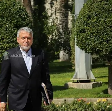 وزیر گردشگری