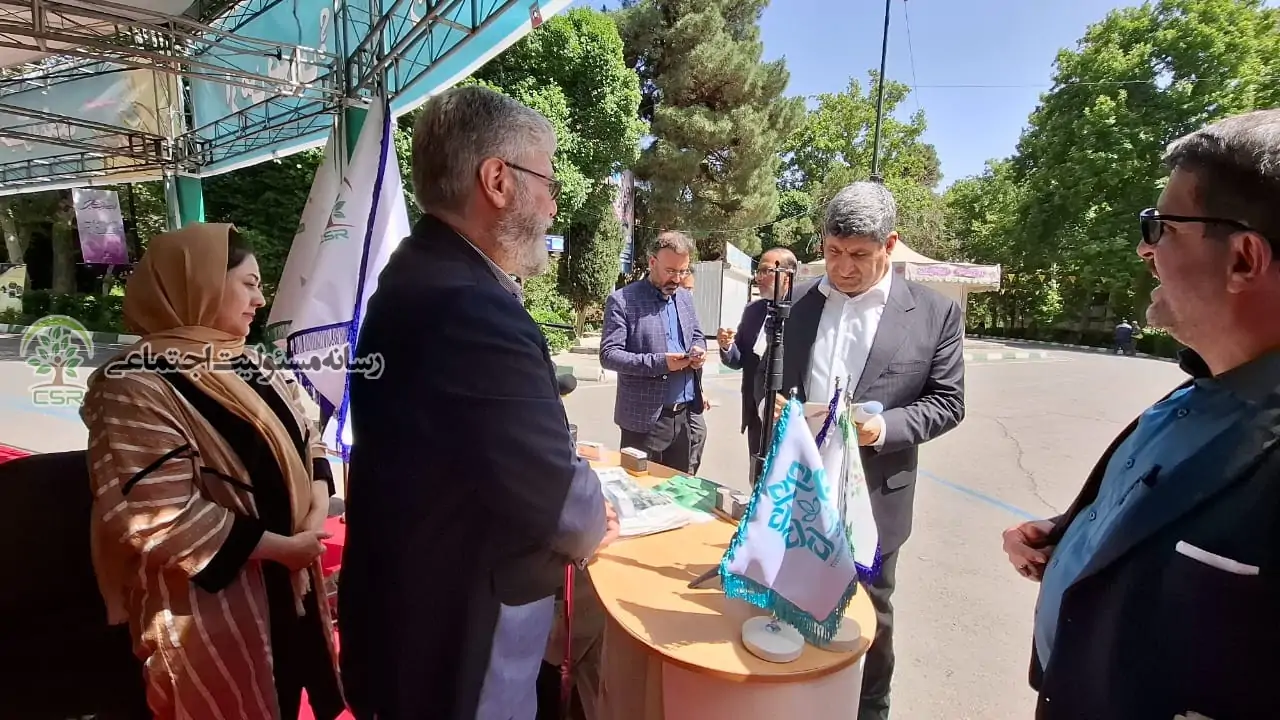غرفه رسانه مسئولیت اجتماعی در اولین همایش ملی تجارب مسئولیت اجتماعی در ایران