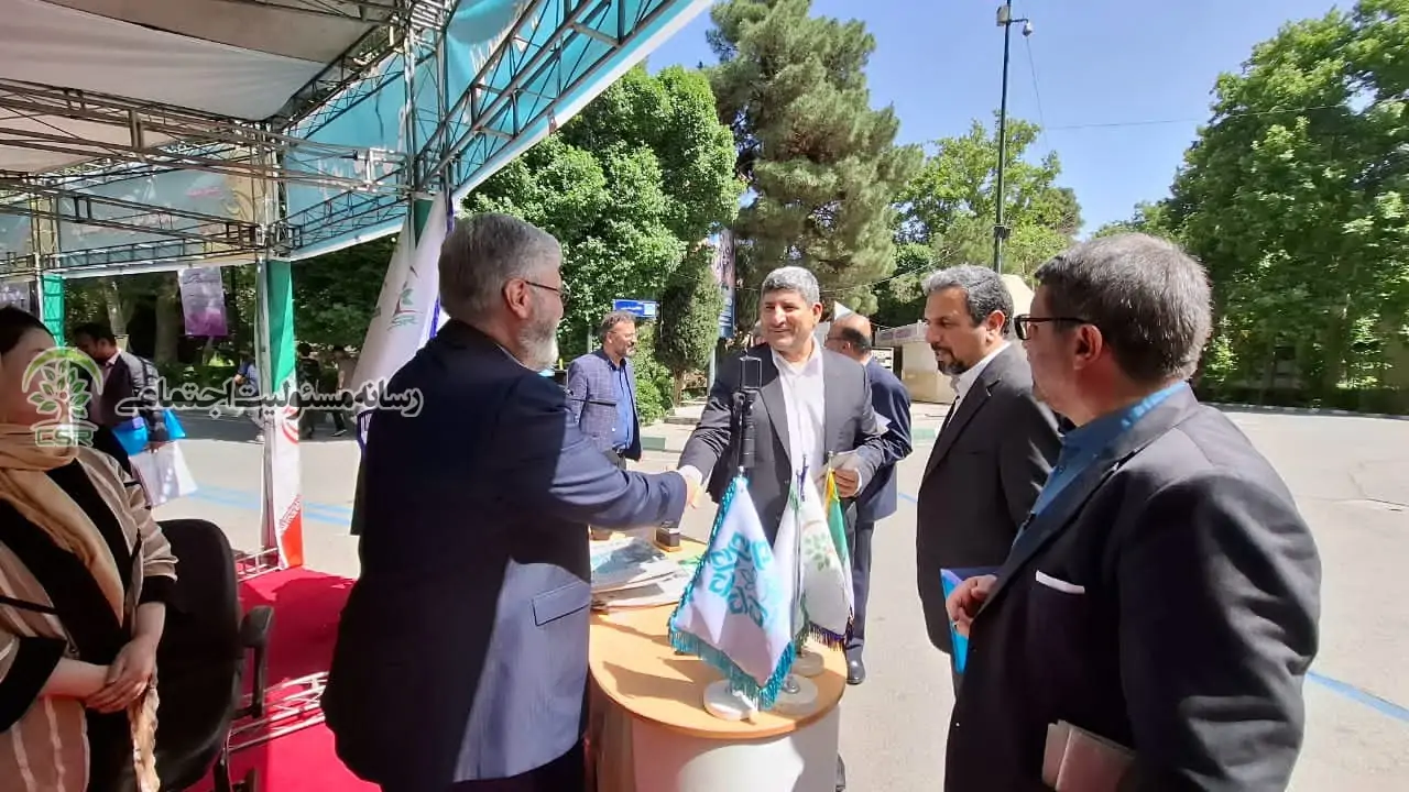 غرفه رسانه مسئولیت اجتماعی در اولین همایش ملی تجارب مسئولیت اجتماعی در ایران