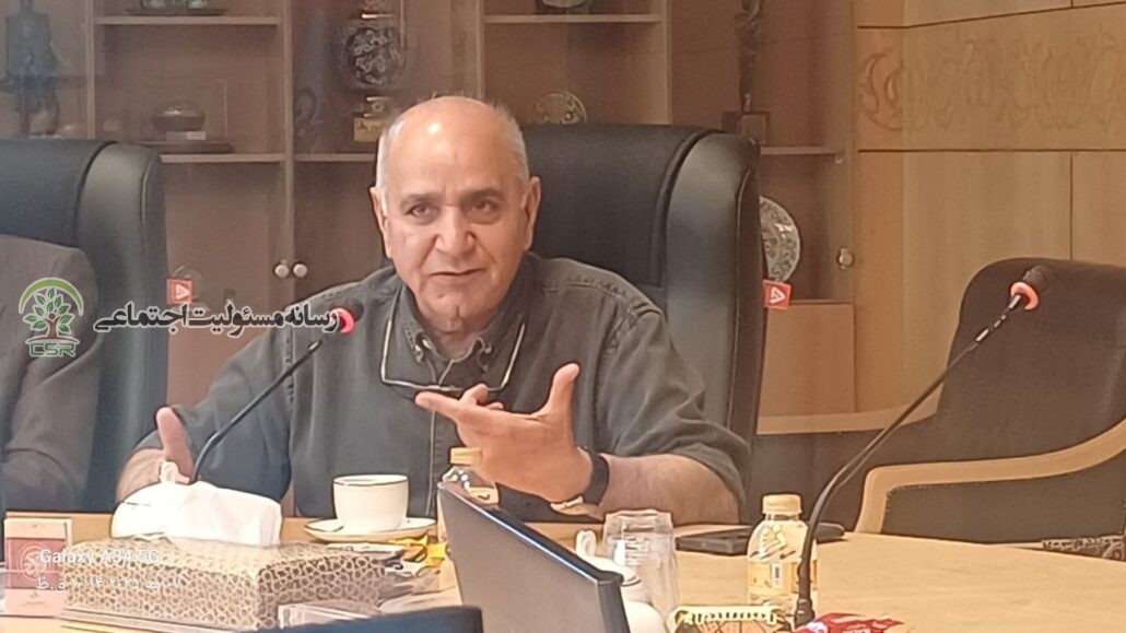 پرویز پرستویی در نشست هم اندیشی پویش«قلب کوچک تپش بزرگ»مطرح کرد:مدیران باید برای حل مشکلات مناطق محروم تلاش بیشتری کنند