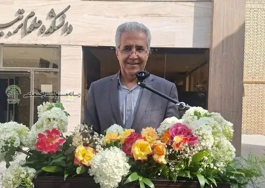 کتابخانه عمومی نهادی اجتماعی است که در انسجام ملی نقش موثری دارد کتابخانه عمومی نهادی اجتماعی است که در انسجام ملی نقش موثری دارد