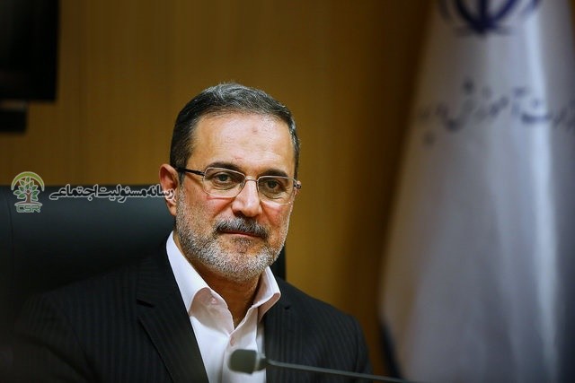 رئیس سازمان امور اجتماعی کشور در یادداشتی به مناسبت روز ملی تشکل ها و مشارکت اجتماعی تاکید کرد: ارتباط مستقیم سمن ها با مردم و شناختی بی واسطه از دغدغه های آنها موجب شده تا سمن ها بتوانند شکاف میان فهم سیاست گذار و تجربه زیسته مردم را پر کنند.سیاستگذاری غیرمتمرکز رویکرد اصلی سازمان امور اجتماعی است