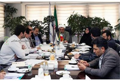 معاون فرهنگی، اجتماعی وزارت کار خبر داد:بازنگری آییننامه ورزش کارگری با مشارکت تشکلهای کارگری و دیگر شرکای اجتماعی در دستور کار است بازنگری آیین نامه ورزش کارگری با مشارکت تشکل های کارگری و دیگر شرکای اجتماعی در دستور کار است
