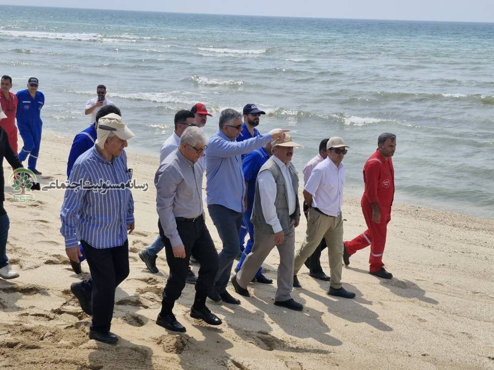 پاکسازی لکه‌های نفتی قشم با مشارکت گروه انرژی پاسارگاد